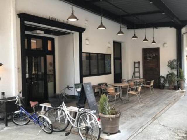 外観_新小路カフェ