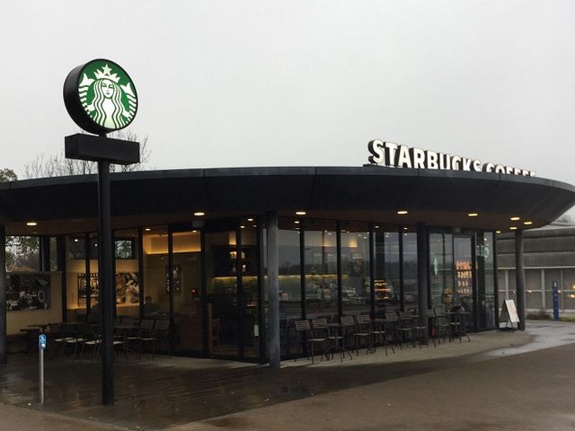 店舗外観_スターバックスコーヒー三木SA下り線店