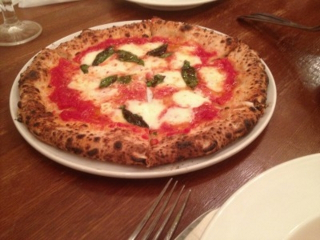 ランチでピザ_ピッツェリア イゾラ PIZZERIA ISOLA 名古屋ミッドランドスクエア店