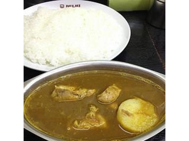 スパイシーなカレー_デリー 上野店