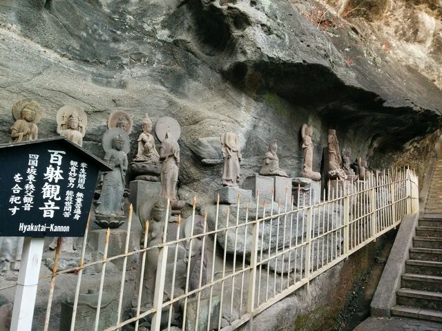 表情豊かな千五百羅漢_鋸山日本寺