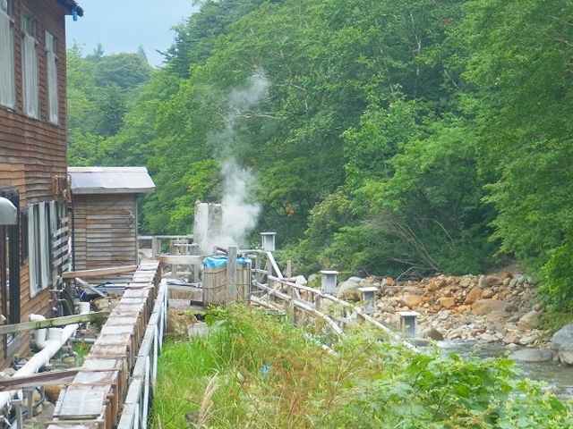 岩手県八幡平・松川温泉・松楓荘 箱樋_松川温泉松楓荘