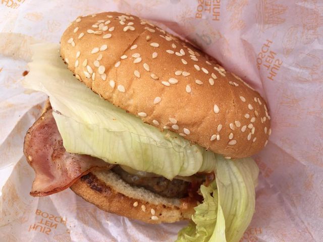 スペシャルバーガー_ビッケンビッケン