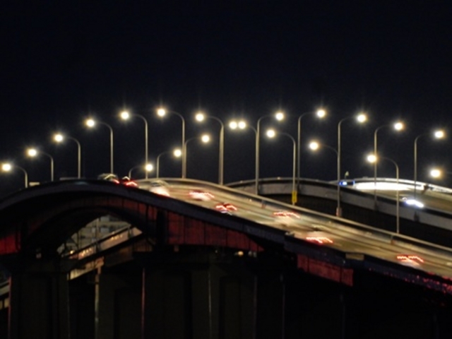 夕暮れの琵琶湖大橋_琵琶湖大橋