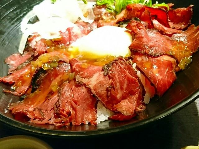 ロースビーフ丼_和食さと 立花店