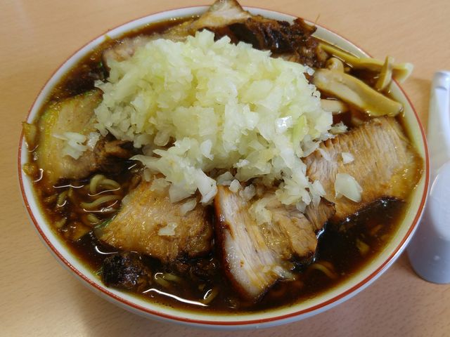 チャーシュー+やくみ。_梅乃家