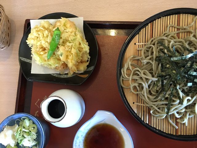 天ぷら蕎麦美味しかったです。
また立ち寄ります。
_くるまや国道店
