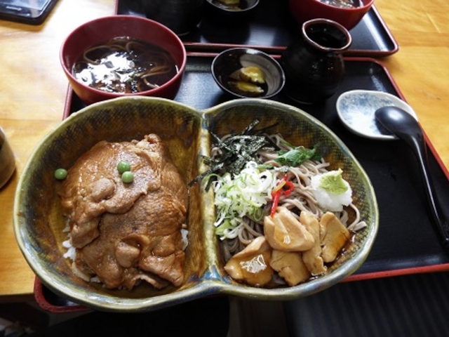冷かし豚丼セット_そば処みなとや