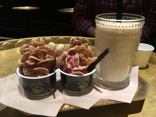 ジェラートとスムージー_ファーイーストバザール 渋谷ヒカリエ店