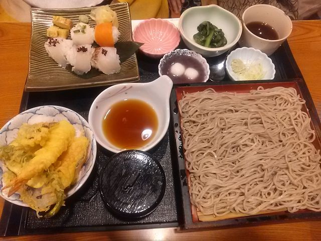 お蕎麦の御膳だったと思います。_藍屋 南砂町店