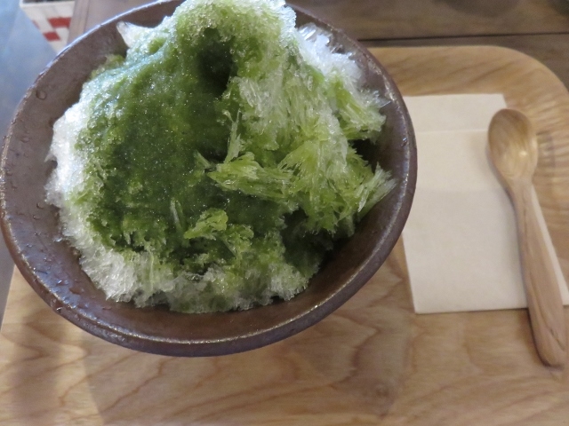 お茶のかき氷_マクドナルド八日市アピア店