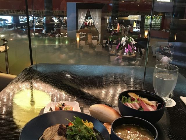 ランチ_ANAインターコンチネンタルホテル東京 シャンパン・バー
