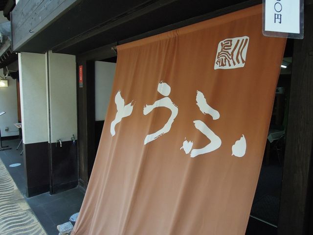 商店街の中の豆腐屋さん_川島豆腐店