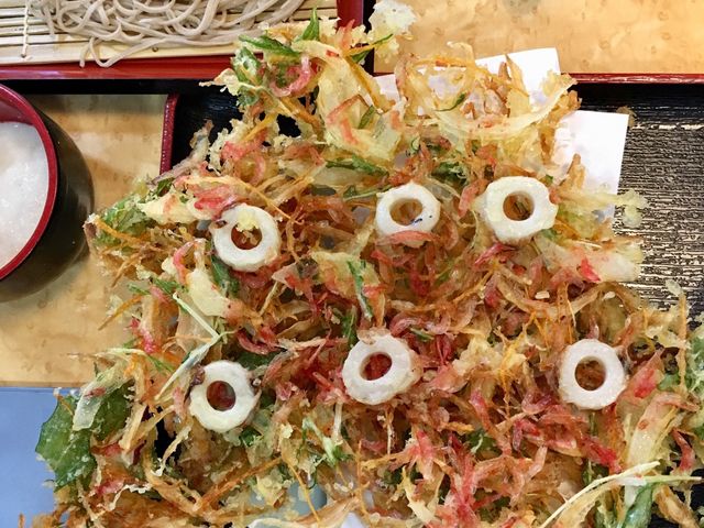 真田六文銭のかき揚げ_そば処千本桜