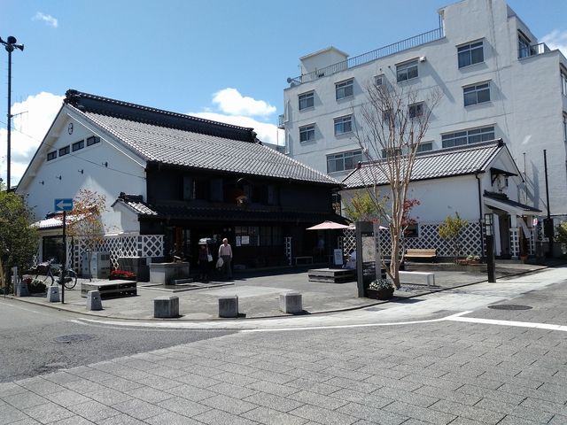 中町蔵の会館