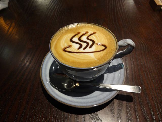 温泉マークカプチーノ_柏屋カフェ