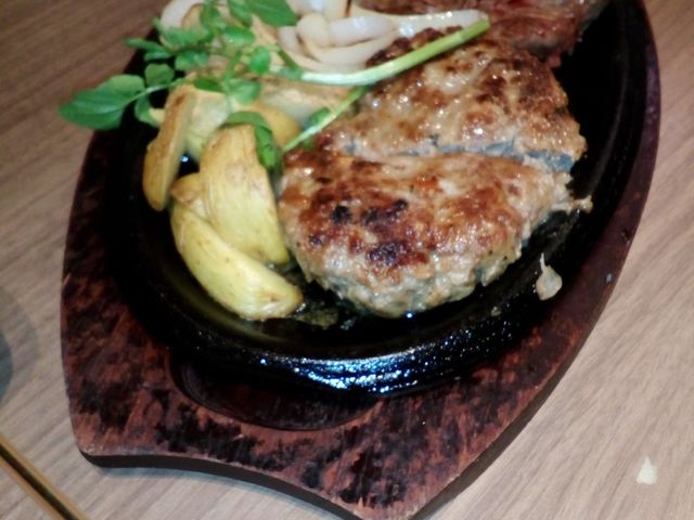 ハンバーグ_BAQET