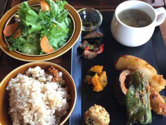 体に優しい感じのごはんでした_daylight kitchen