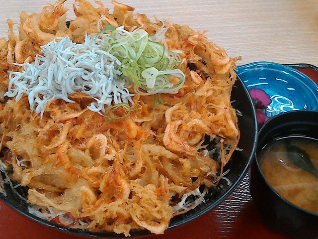 由比丼_由比パーキングエリア (上り線) 由比・番屋