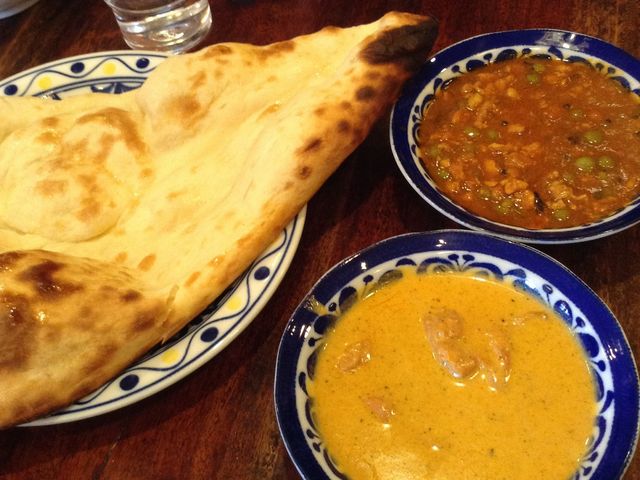 バターチキンカレー&キーマカレーにナン!_印度料理シタール