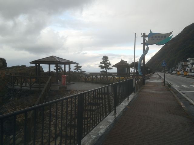 よく目立つ看板_糠海水浴場