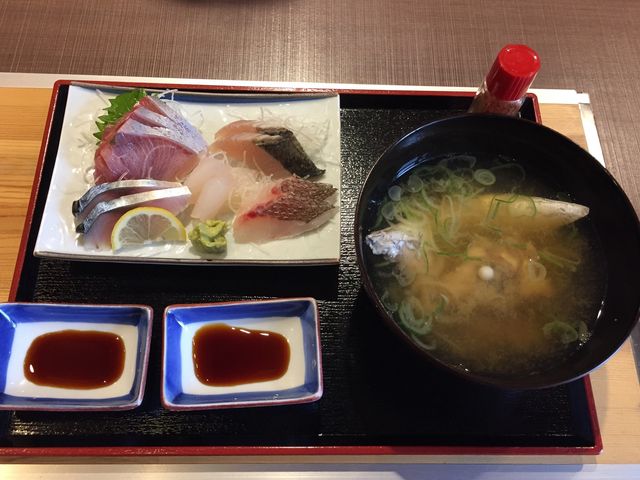 お造りとあら汁 どちらもとても美味しかったです_道の駅 のとじま