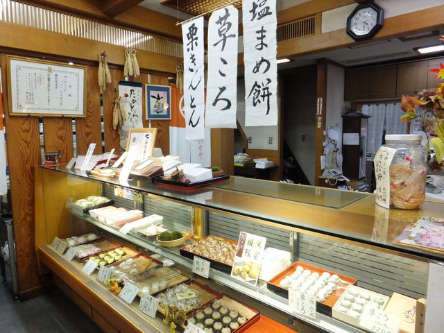お店の様子:昭和っぽい雰囲気_いせや