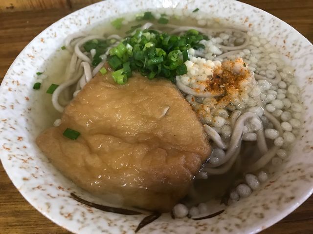 かけうどんにお揚げさん_宮武製麺所