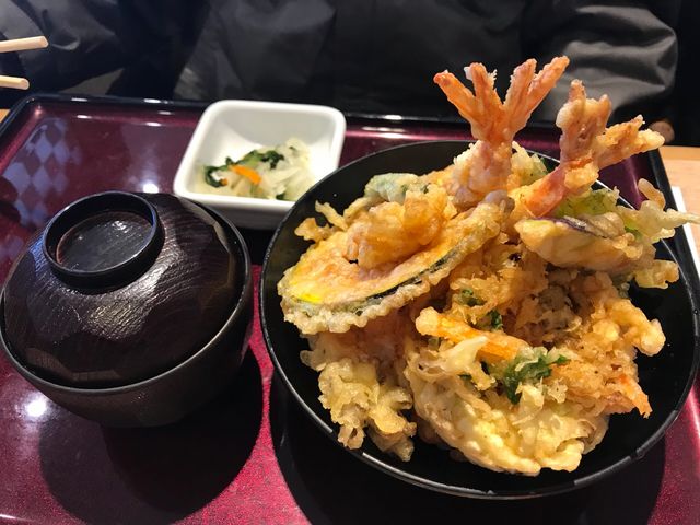 贅沢天丼880円_とんでん春日部店