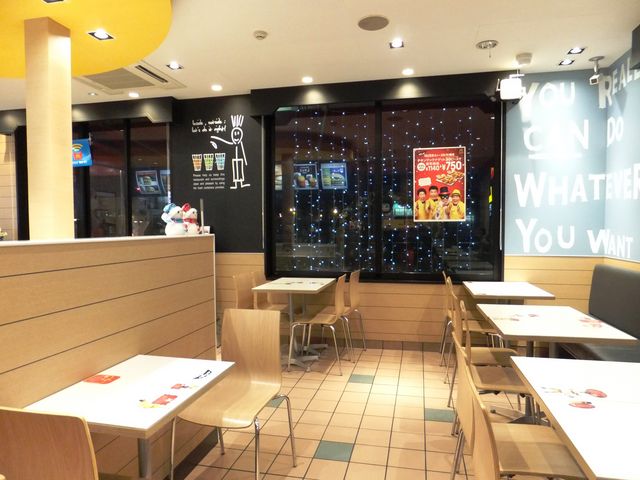 いつの間に改装したんだろう。_マクドナルド伊賀上野店
