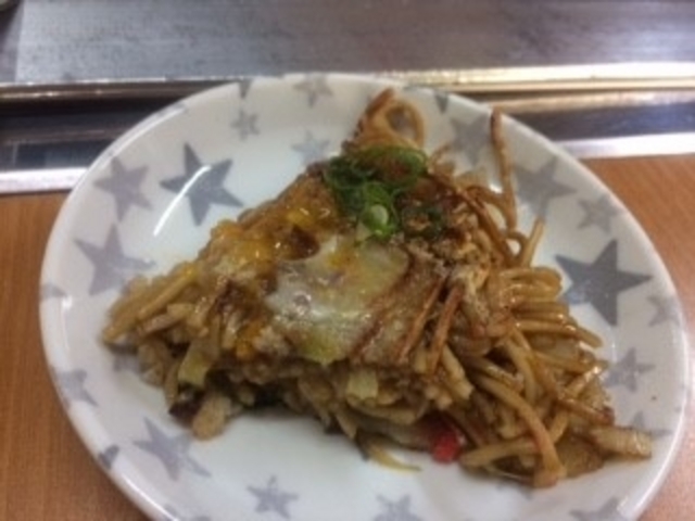 まんぼ焼きスペシャル さくっと切ってお箸で食べます。_山本まんぼ