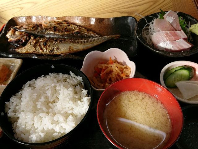 地魚定食_ふしみ食堂