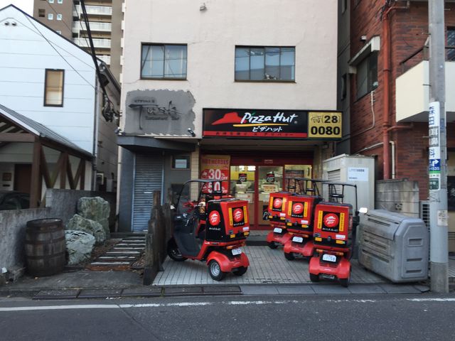 目立ってます。_ピザハット 川越店(Pizza Hut)