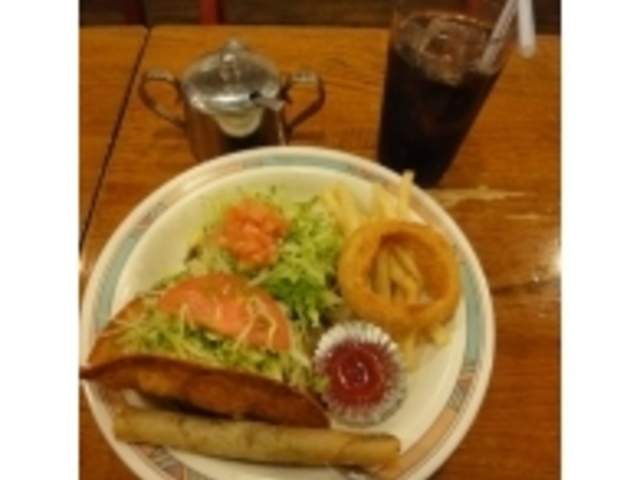 タコス屋 国際通り店_タコス屋 国際通り店
