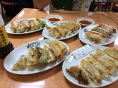 梨花さんの宇都宮餃子 来らっせ本店への投稿写真1