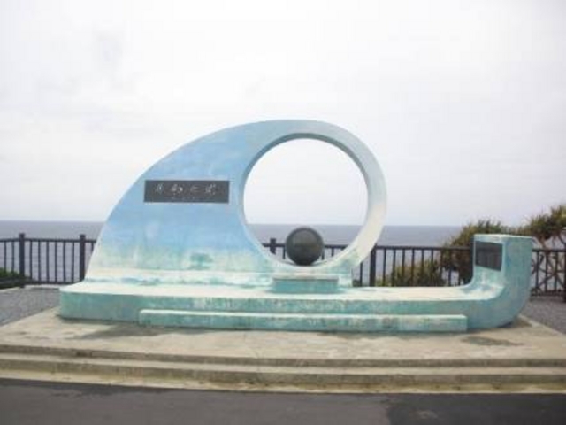 悲しい塔_平和の塔