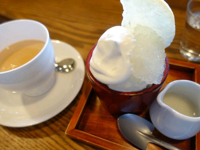白いパフェ_喫茶去かつて