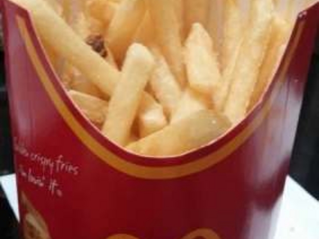 おやつにポテト♪_マクドナルド老司店
