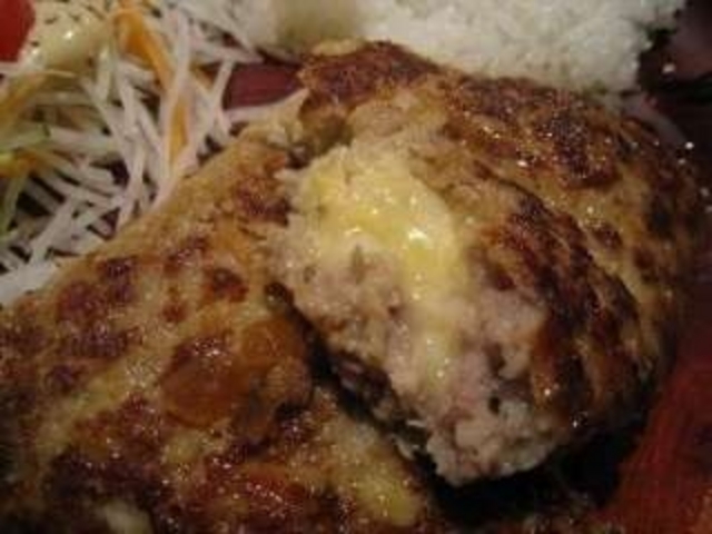 ポテトサラダとチーズがたっぷり!_びっくりドンキー南行徳店