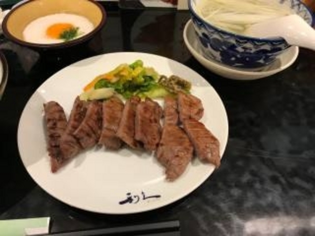 美味しいー!!_利久 泉中央店