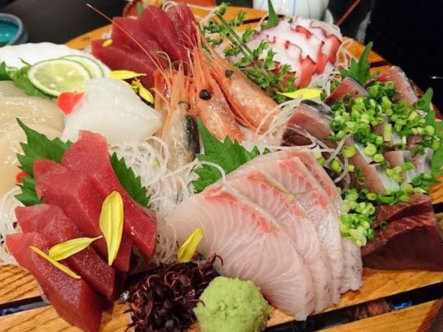 刺身盛り合わせ_ととや和食