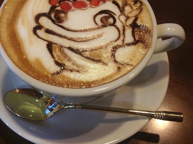 岩内のゆるキャラたら丸\カフェ・セバスチャン