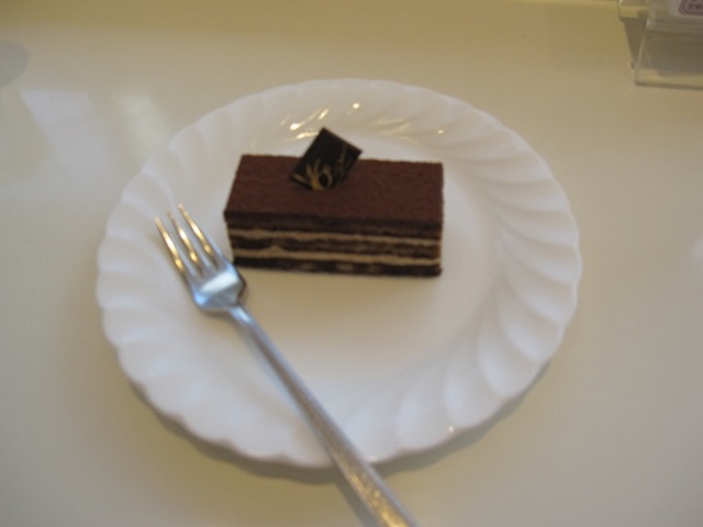 あっさりとして美味しい_フランス菓子16区