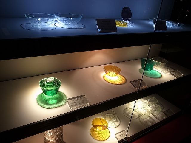 道後ぎやまんガラス美術館
