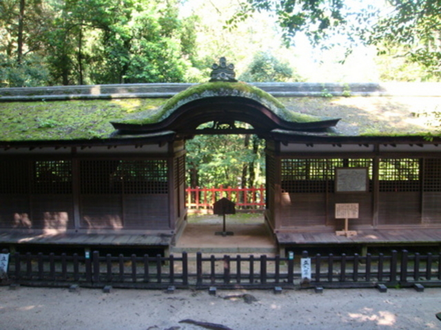 出雲建雄神社拝殿_石上神宮摂社出雲建雄神社拝殿