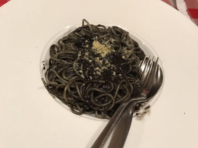 イカ墨パスタ_レストラン傳