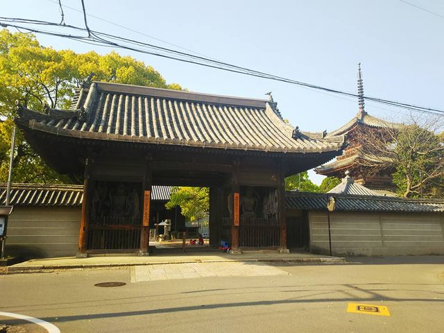 斑鳩寺 門前_斑鳩寺