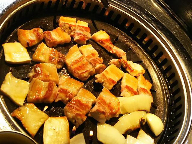 ebさんの韓国料理 新村の投稿写真1