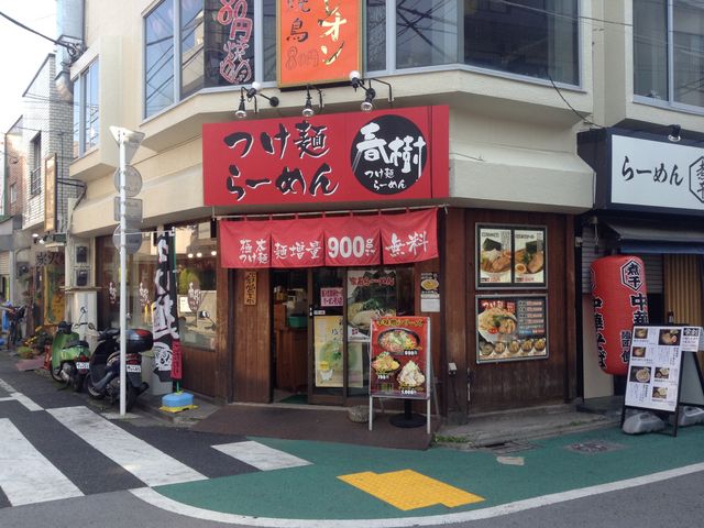 ラーメン屋が多い町_ラーメン春樹 経堂店
