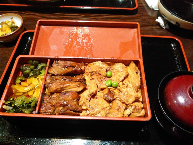 鳥めし松重_登利平南部店